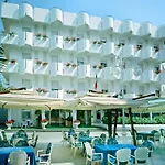 Giovanella 3* Bellaria-Igea Marina