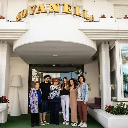 Giovanella 3* Bellaria-Igea Marina