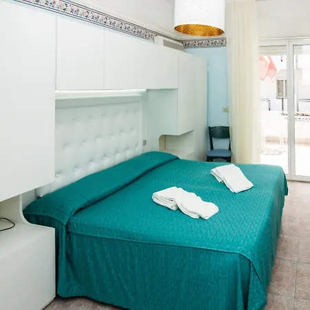 Giovanella Hotel
