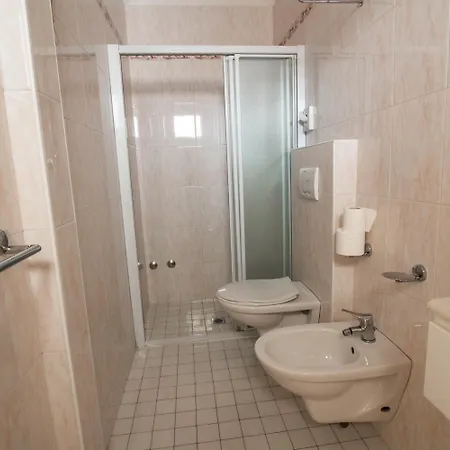 吉奥瓦内拉酒店 3* 贝拉里亚-伊贾马里纳