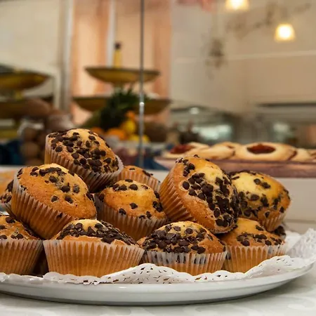 吉奥瓦内拉酒店 酒店 3*